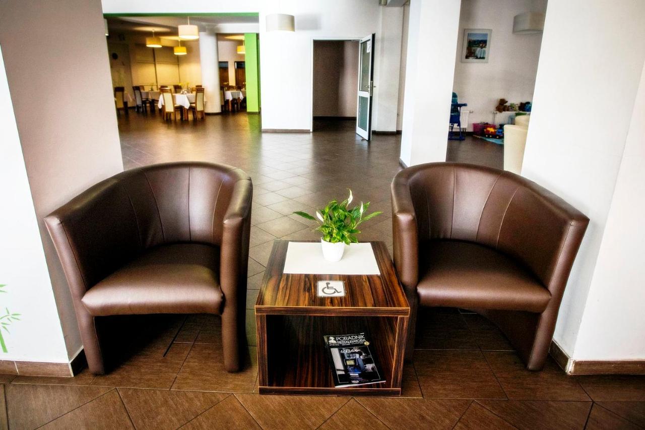 Hotel Luka 拉多姆 外观 照片