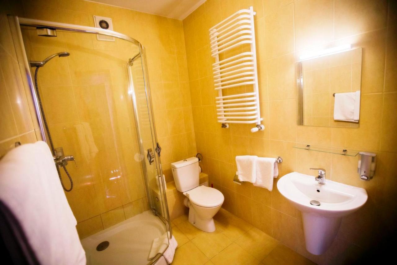 Hotel Luka 拉多姆 外观 照片