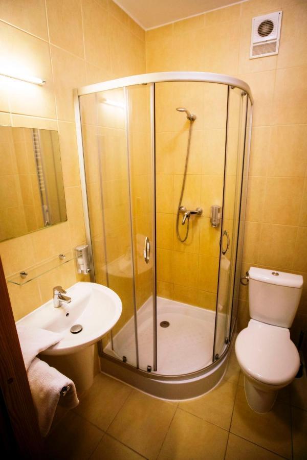 Hotel Luka 拉多姆 外观 照片