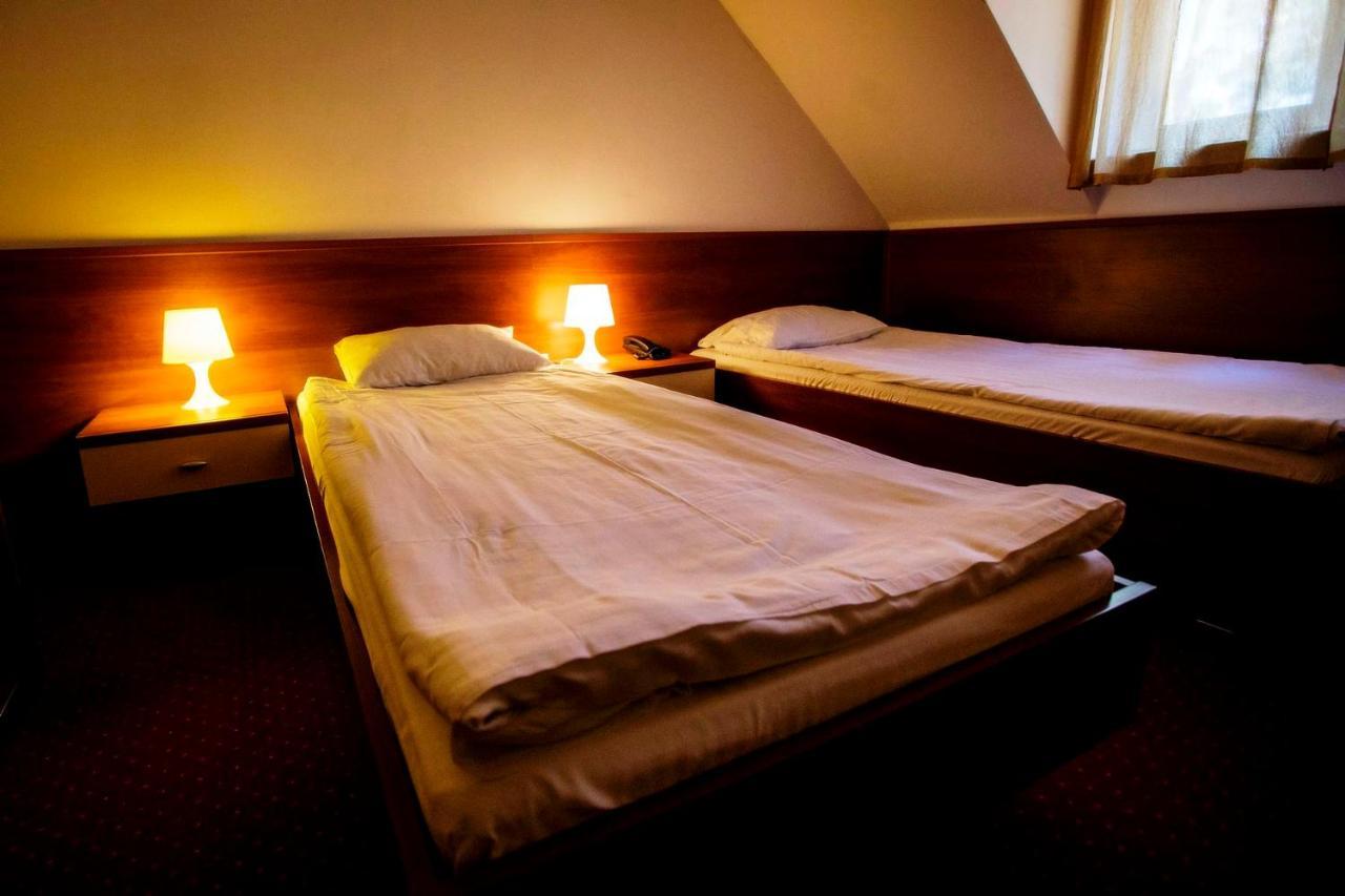 Hotel Luka 拉多姆 外观 照片